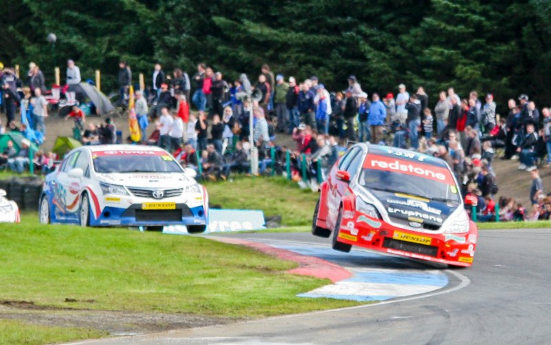 BTCC_races_Knockhill_August_26th_2012 (45).jpg